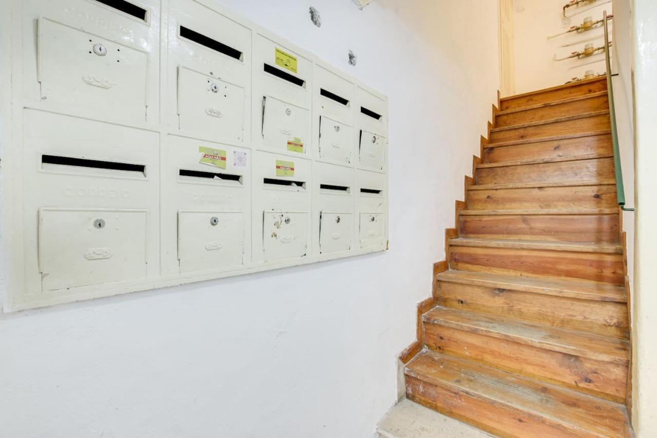 Golden Cage Chiado - Charm Historic And Cozy Lejlighed *